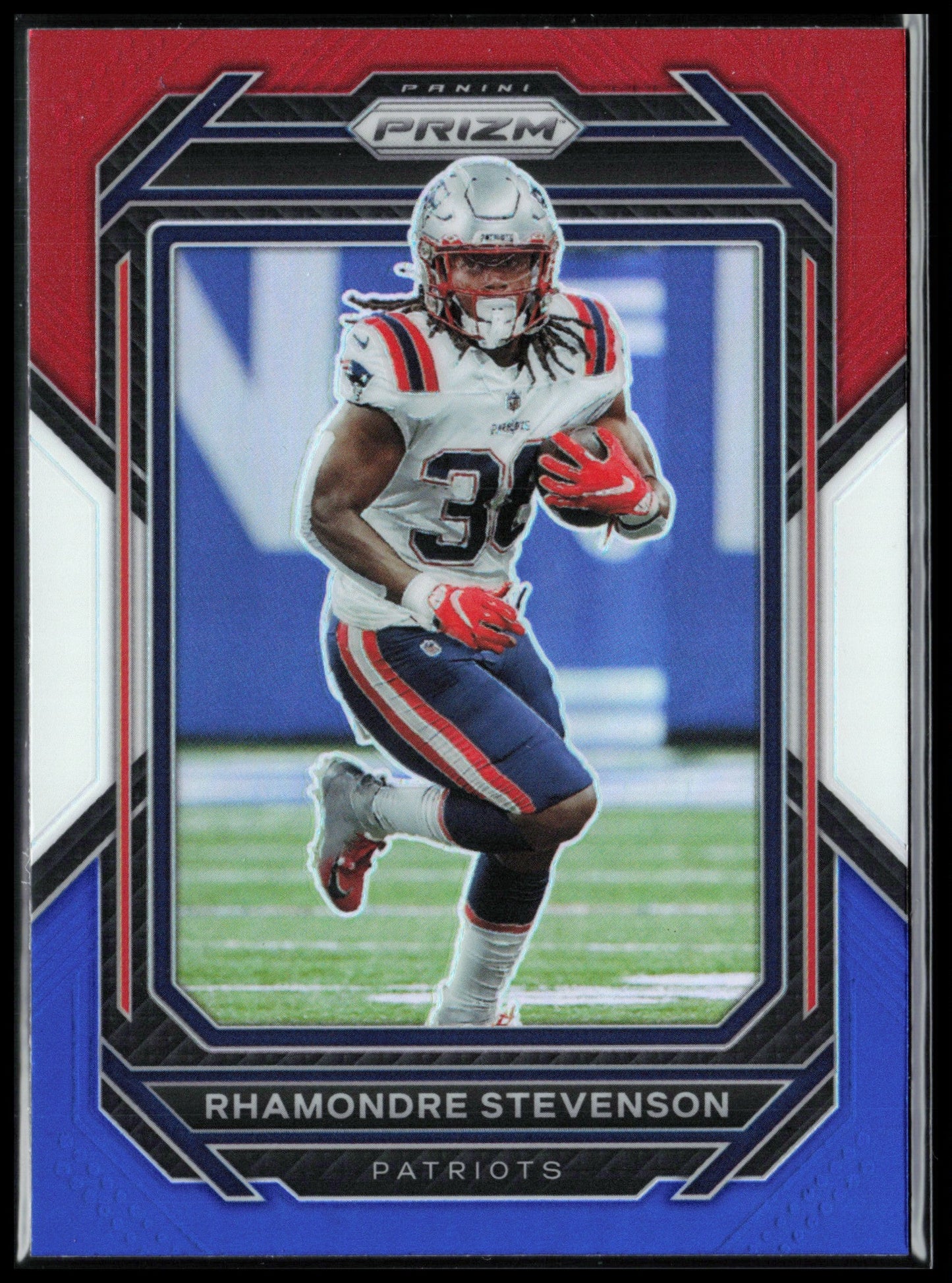 Rhamondre Stevenson RWB