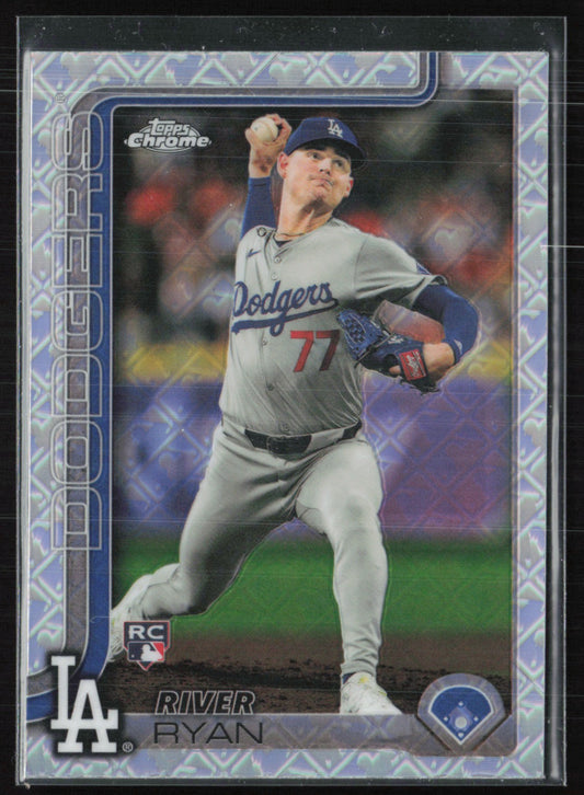 River Ryan RC Logofractor