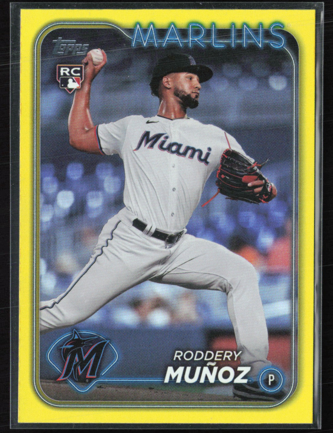 Roddery Munoz RC Yellow