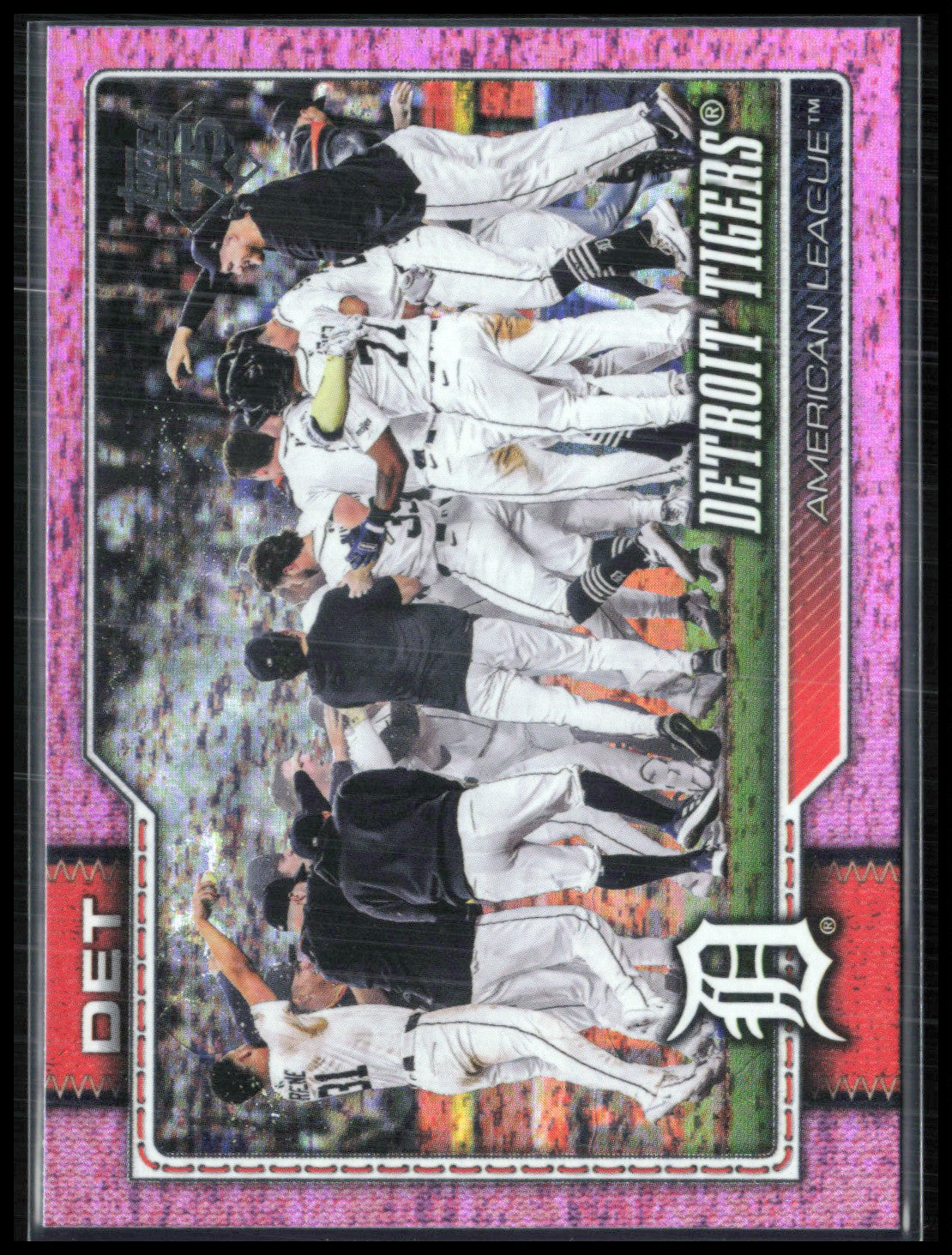 Detroit Tigers Pink Foil